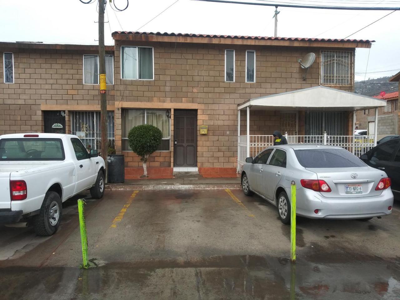 恩塞纳达港Ochoa´S House别墅 外观 照片